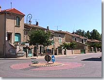 Mollègès, place