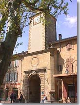 Peyrolles en Provence: door and the village