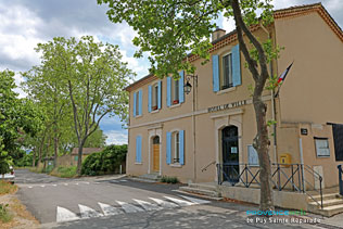 Le Puy Sainte Réparade, mairie