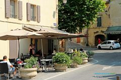 Rognes, terrace