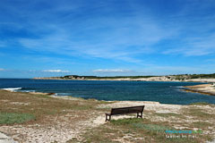 Sausset les Pins, benches facing the sea Sausset les Pins, benches facing the sea