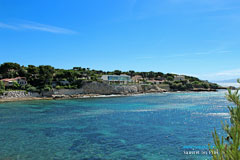 Sausset les Pins, houses facing the sea Sausset les Pins, houses facing the sea