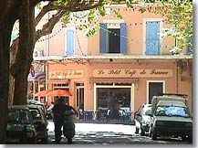 Saint-Chamas square