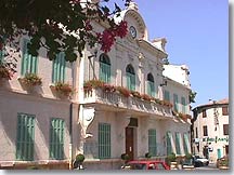 Saint Cannat, town hall