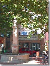 Saint Victoret, fountain