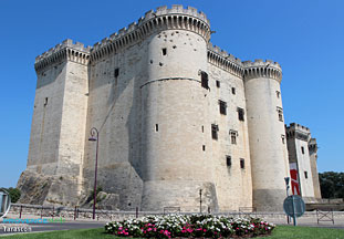 Tarascon - Château du Roy René - Photos HD