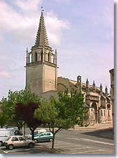 Tarascon - Church