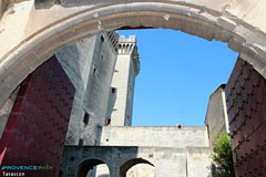 Tarascon, intérieur du château