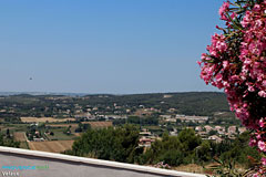 Velaux, vue sur la plaine