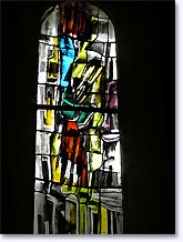 Chteauneuf de Mazenc, vitrail de l'glise, cliquez pour agrandir