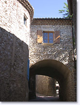 Marsanne, passage voûté