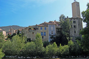 Mollans sur Ouveze, the village