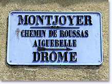 Montjoyer, panneau indicateur