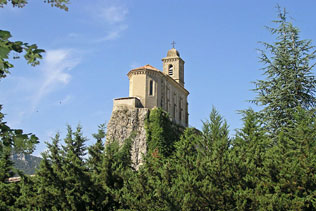 Pierrelongue, 10 Photos
