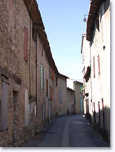 Pierrelongue, rue