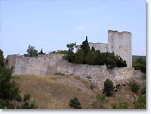 Roussas, ruine du château
