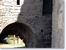 Saint Auban sur l'Ouvèze, passage voûté
