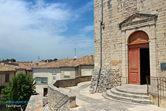 Taulignan, door of the church