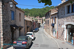 Les Adrets de l'Estérel, rue