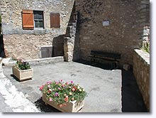 Artignosc sur Verdon - Square