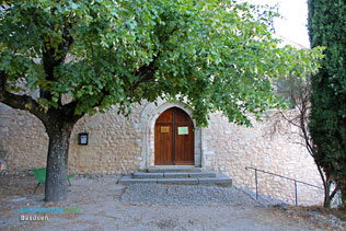 Bauduen, porte de l'église