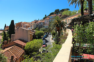 Bormes les Mimosas, le village