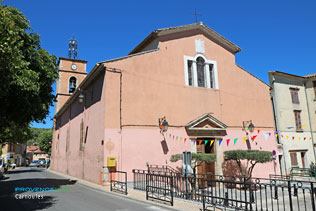 Carnoules, church