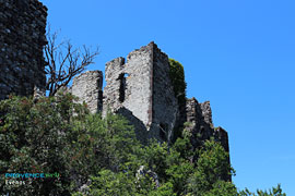 Evenos, castle