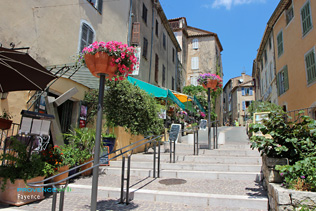 Fayence, calade et restaurants