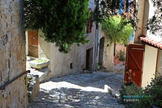Figanieres, calade street