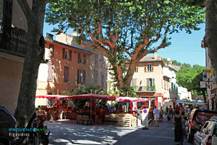 Figanieres, provencal marketplace