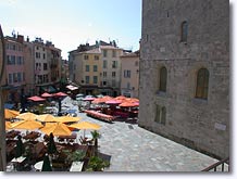 Hyères les Palmiers, place