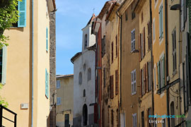 Lorgues, street