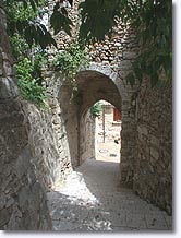 Montfort sur Argens, passage vout