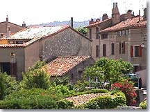 Plan de la Tour, the village