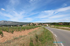 Pourrieres, village in the vineyards