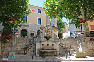Rians, grande fontaine