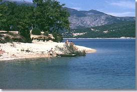 Visitez le Lac de Sainte Croix! Visitez le Lac de Sainte Croix!