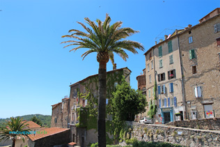 Seillans - 17 HQ photographs