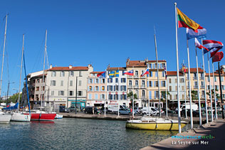 La Seyne sur Mer - Le Port - 14 photos HD