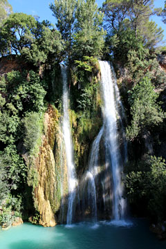 Sillans la Cascade, the waterfall