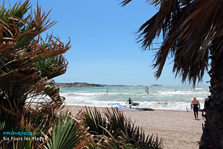 Six Fours les Plages - Brutal beach - 14 HQ photographs