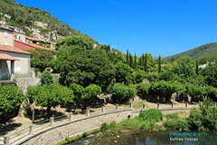 Sollies-Toucas, village on the Gapeau river