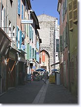 Saint Maximin La Sainte Baume - Heading to the Basilica