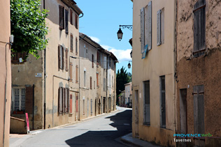 Tavernes, street