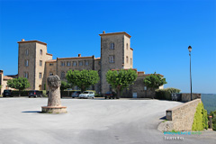 Tourrettes,le château