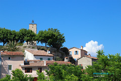 Tourrettes, le village