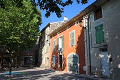 Varages, maison