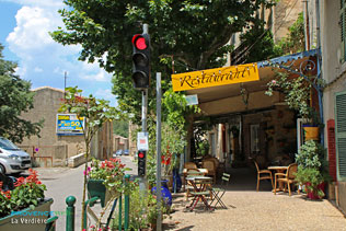 La Verdiere, restaurant terrace