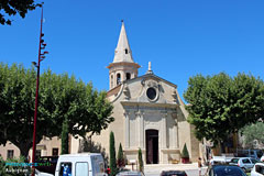 Aubignan, church